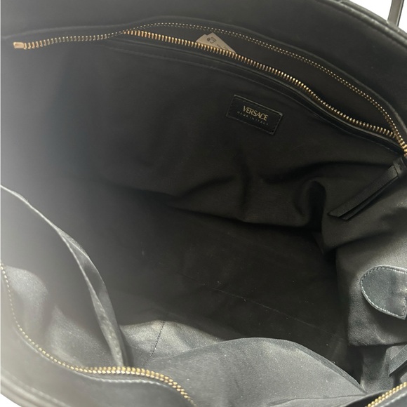 Versace Black Shoulder Medusa Bag - Picture 9 of 11